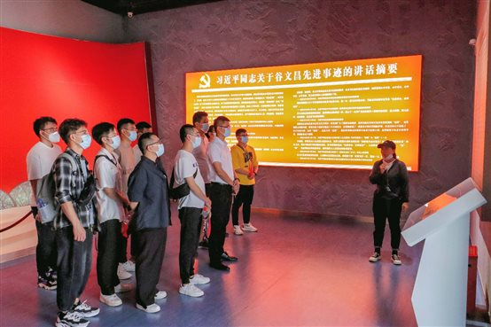 东升国际-科技赋能场景,让娱乐更有趣。
